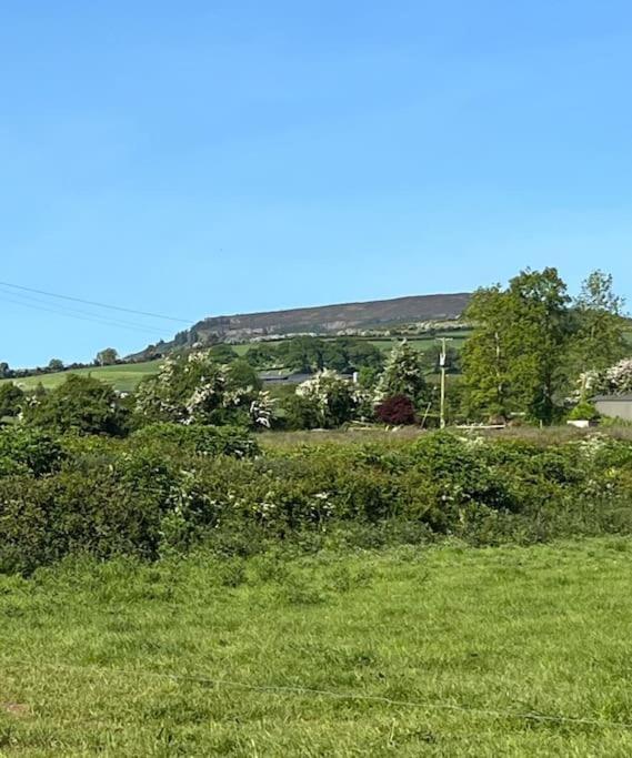 Villa Tom Rocky'S Farmyard à Templemore Extérieur photo